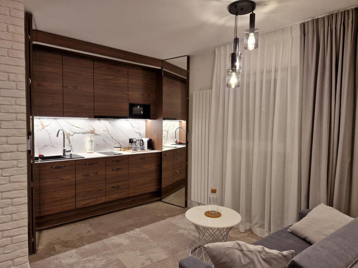 Brossa Apartments, 24H Self Check In, Klima, Aircond วรอตซวาฟ ภายนอก รูปภาพ