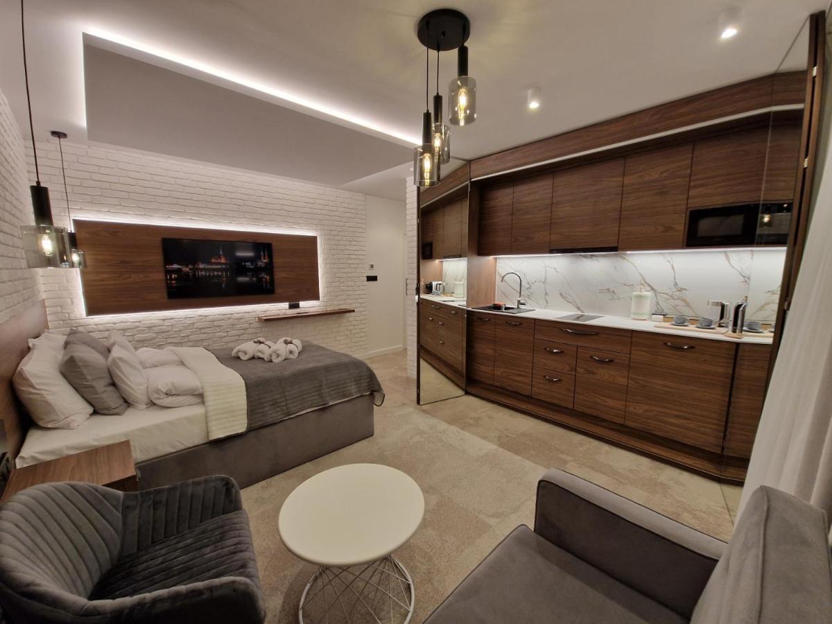 Brossa Apartments, 24H Self Check In, Klima, Aircond วรอตซวาฟ ภายนอก รูปภาพ
