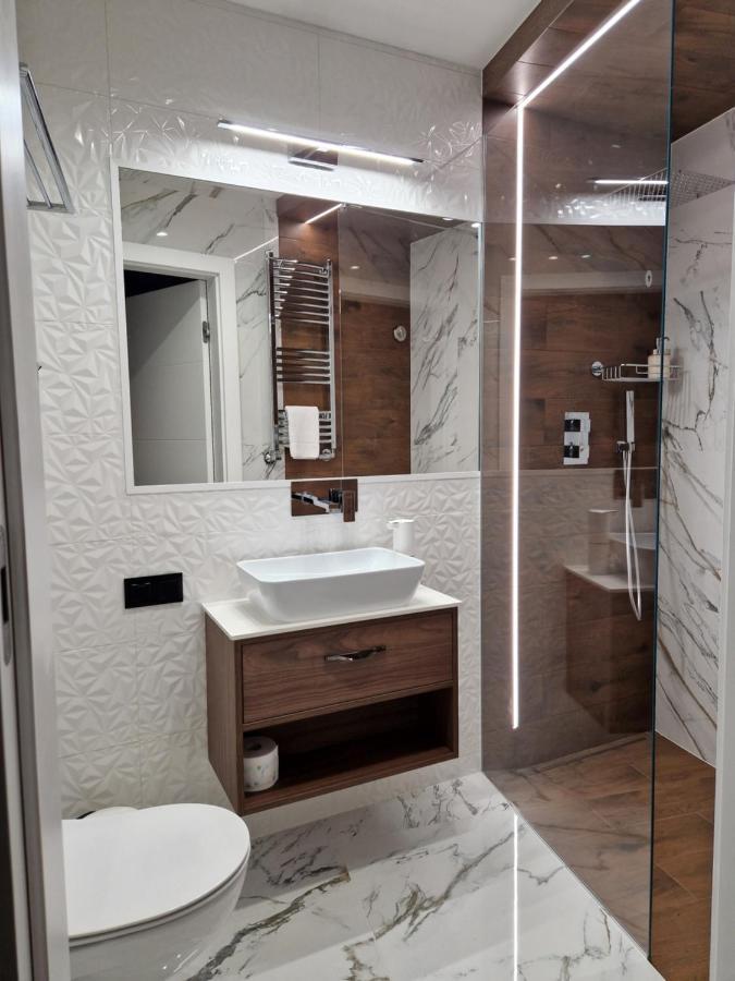 Brossa Apartments, 24H Self Check In, Klima, Aircond วรอตซวาฟ ภายนอก รูปภาพ