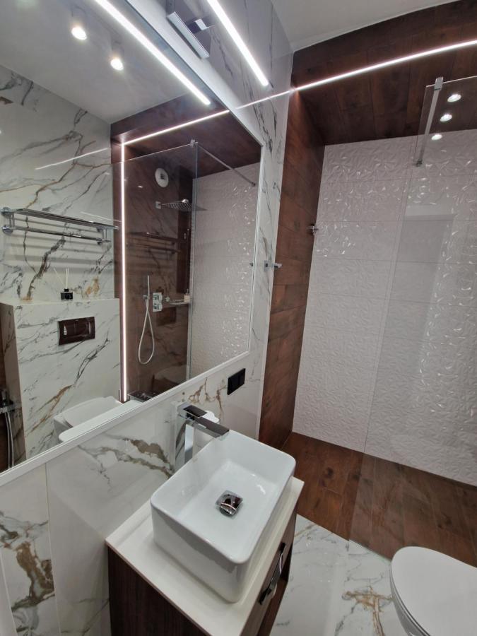 Brossa Apartments, 24H Self Check In, Klima, Aircond วรอตซวาฟ ภายนอก รูปภาพ